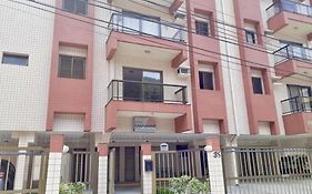 Lindo apartamento 200 metros da praia!